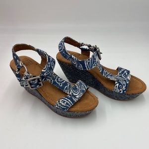 Lucky Brand Wedge Sandals Size 8